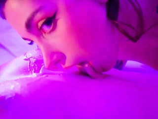 DOUBLE LESBIAN MASTURBATION